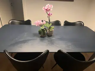 Spisebord