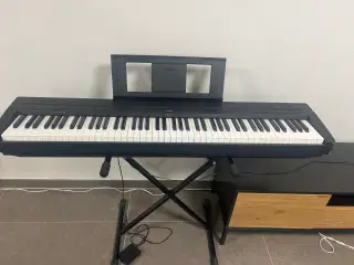 YAMAHA p-45 digital piano