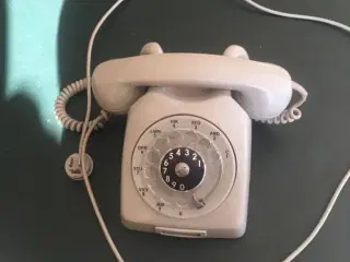 Gammel telefon