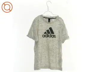 T-Shirt fra Adidas (str. 134 cm)