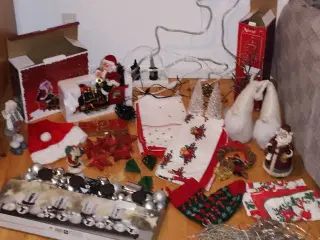 Julepakke sælges til 240 kr