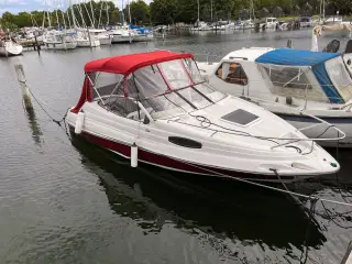 Speedbåd Regal 2150 (Defekt motor)