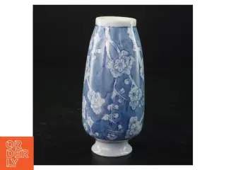 Blå og hvid porcelænsvase (str. 15 x 7 cm)