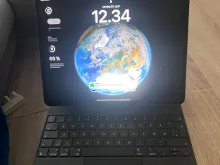 iPad 12.9 (2022) Wifi + celluar  + keyboard 