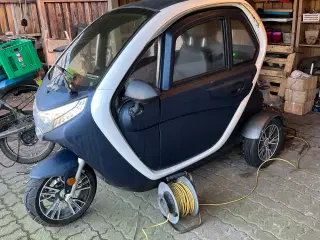 Cabine scooter 25