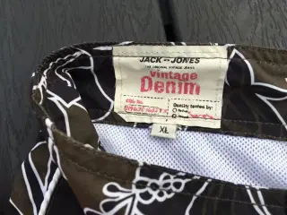 Badeshorts. Jack and Jones 