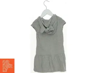 Kjole fra H&M (str. 104 cm)
