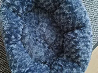 Hundekurv af plastik med passende betræk