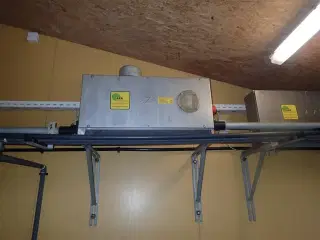 - - - Trækstation 48 mm, 3 stk. i alt