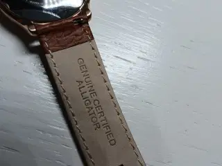 Smukt armbånds ur høj kvalitet  lav pris
