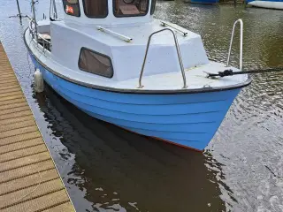 Fiskekutter sælges 