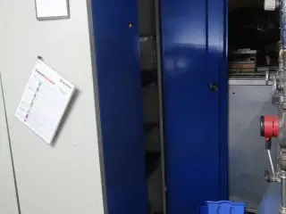 Kemiskab med indhold