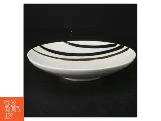 Porcelænstallerken med kantmønster fra Royal Copenhagen (str. 17,5 cm)