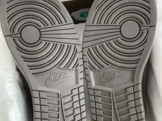 Air Jordan x Travis Scott 1 Low