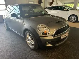 MINI Cooper S 1,6