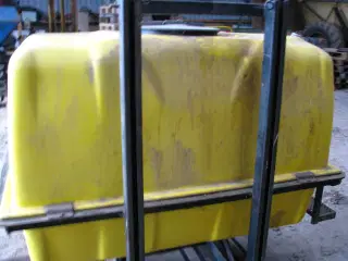 Fronttank 1000L