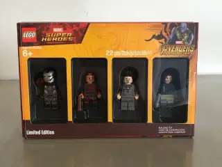 LEGO Bricktober Collection 5005256 Marvel