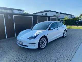 Tesla Model 3  RWD