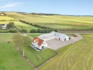 Ejendom sælges 
