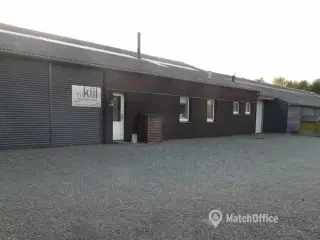 Attraktiv ejendom for mindre produktion eller salg/lager