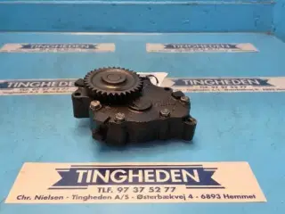 Iveco 8361 SRE 11 Oliepumpe 4853298