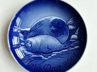 Mors Dag, 2001