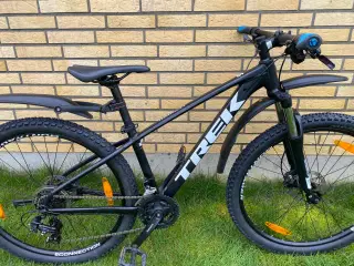 Cannondale small  27,5” hjul