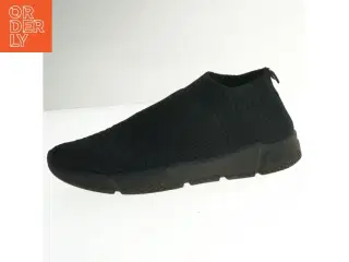 Sort sneakers til dame (str. Længde. 25,5 cm)