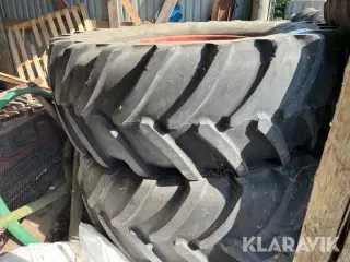 Traktordæk med fælge Michelin XM 108