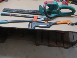 Hækkeklipper, økse og grenklipper