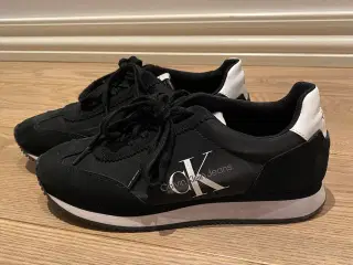 Calvin Klein sneakers str. 39