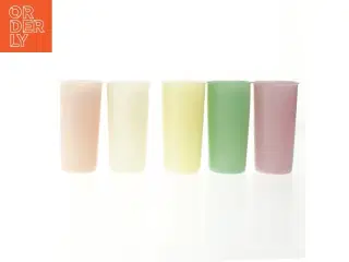 Retro Tupperware plastikkrus fra "60"erne, svære at opdrive. (str. Ø. 6 cm. længde, 11 cm)