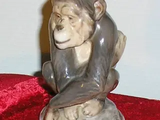 figur af abe, nr 1055