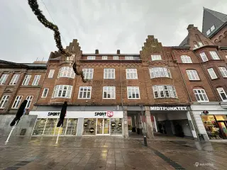 Veldisponerede kontorlokaler udlejes i Fredericiagaarden