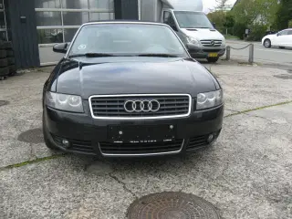 Audi A4 2,4 V6 170HK Cabr.