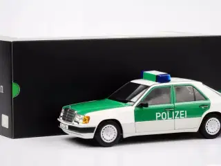 1:18 Mercedes E230 W124 Polizei