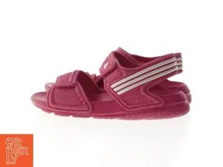 badesandaler fra Adidas (str. 25)