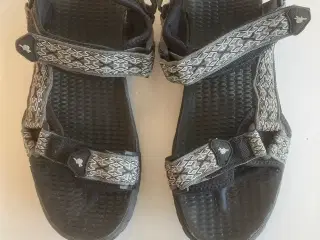Blackfoot Trekking sandal str. 43