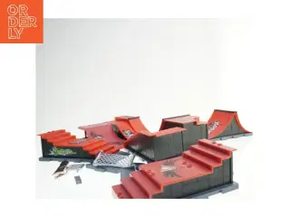 Finger skateboard skatepark
