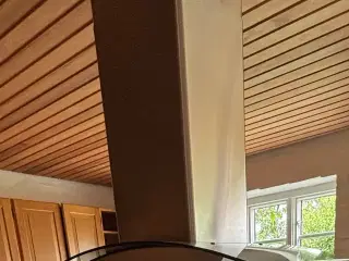 Emhætte 