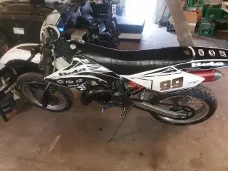 LOVLIG Beta r50 30 kmt med Am6 motor 