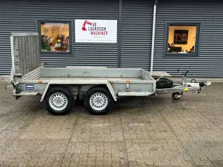 Variant 3518m3 3500kg maskintrailer