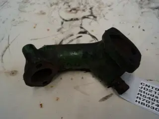 John Deere 2130 Termostathusrør R54095