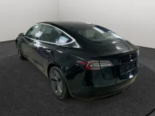 Tesla Model 3  Standard Range+ RWD