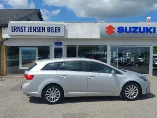 Toyota Avensis 2,0 D-4D T2 Touch