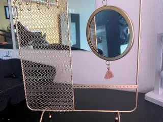 Smykkestativ med spejl