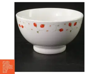 Hvid porcelænsskål med jordbærmotiv (str. 14,5 cm)