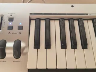Keyboard Keyrig 49