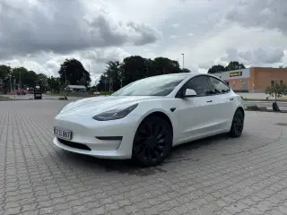Tesla Model 3  Performance AWD