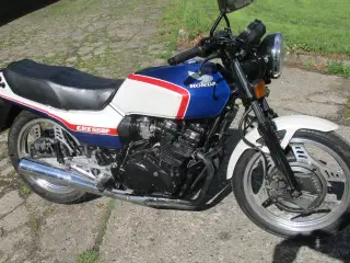 Honda CBX 550F
